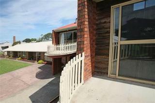 Hostal Apollo Bay Backpackers Lodge
