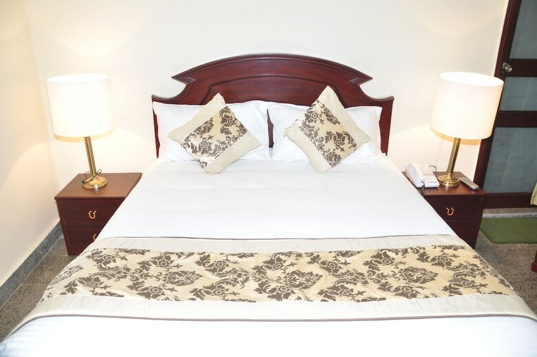 Hotel Forest Green