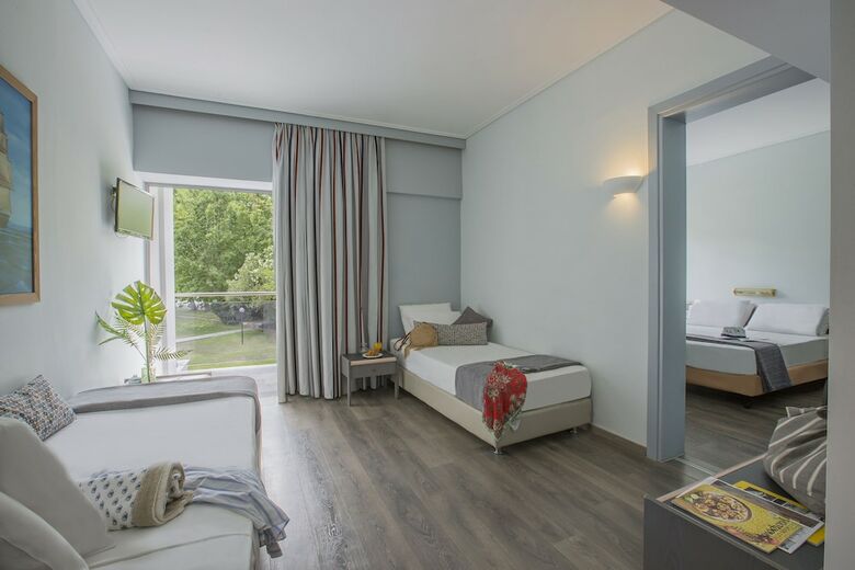 Golden Coast Hotel & Bungalows - All-inclusive