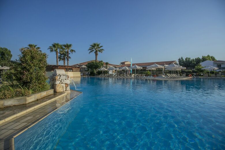 Golden Coast Hotel & Bungalows - All-inclusive