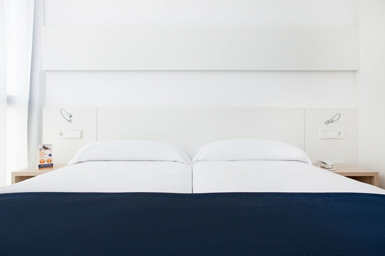Hotel Globales Acis Y Galatea
