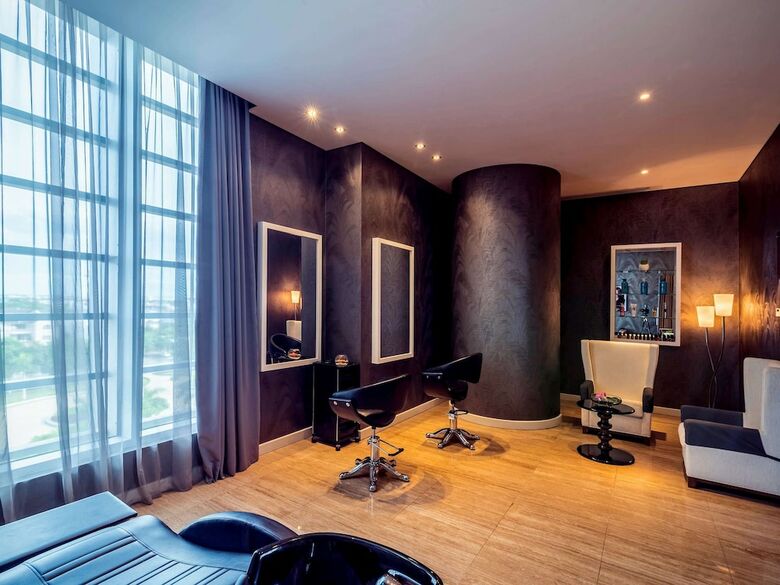 Hotel Grand Mercure Danang