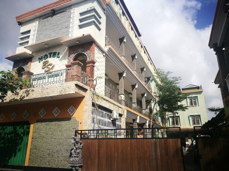Hotel Oyo 2077 Batukaru Garden 3