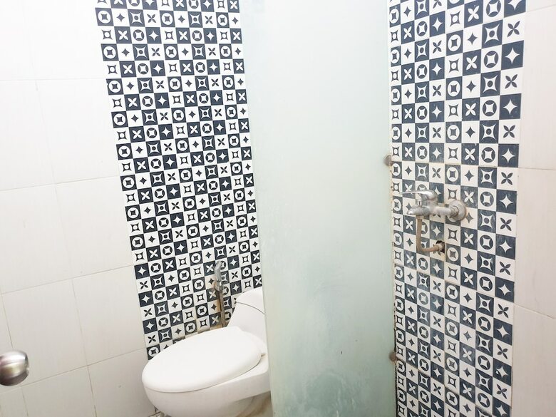 Hotel Oyo 2077 Batukaru Garden 3