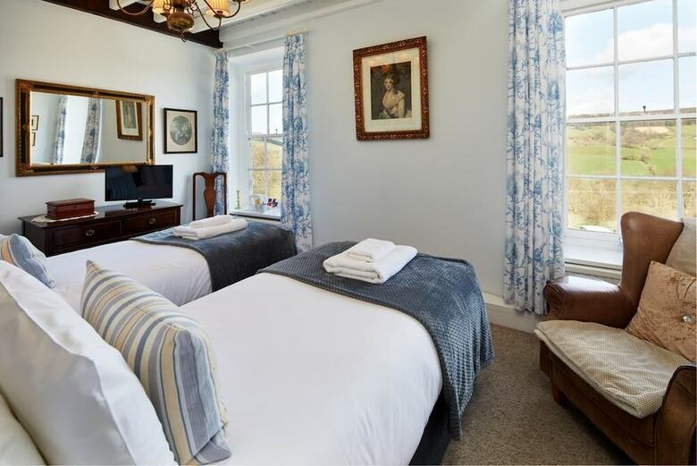 Hotel White Horse Farm Inn