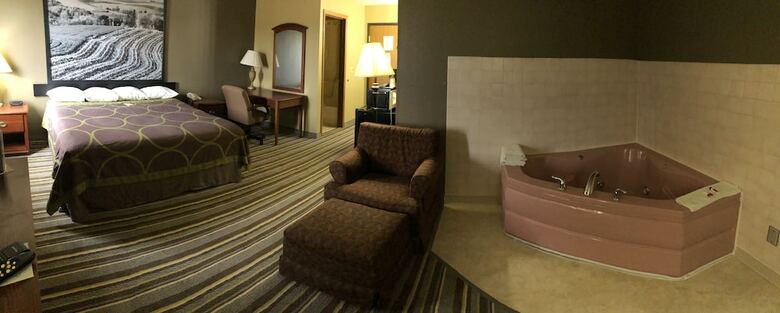Hotel Super 8 By Wyndham Anamosa Ia