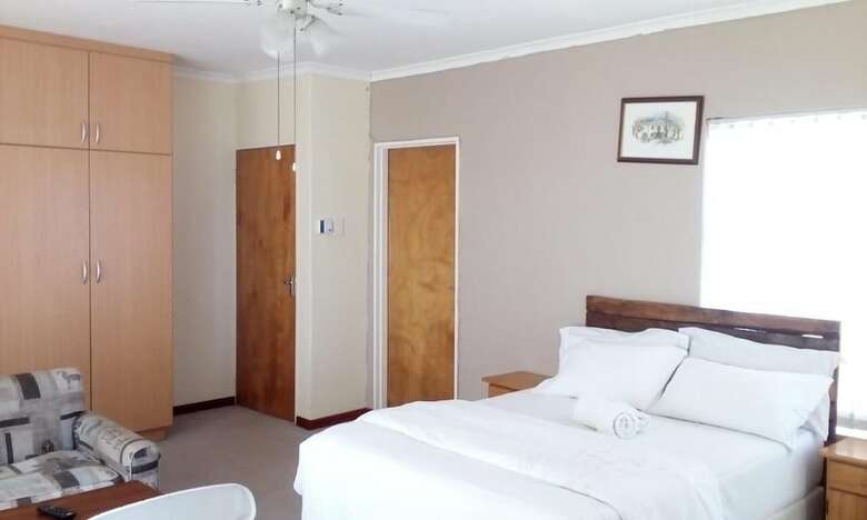 Hotel Drifters Haven Guest House