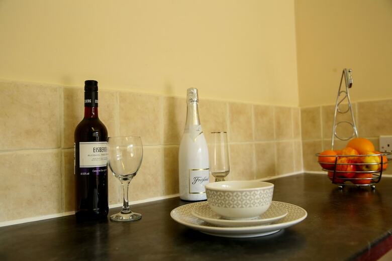 Central Luton Cozy Home