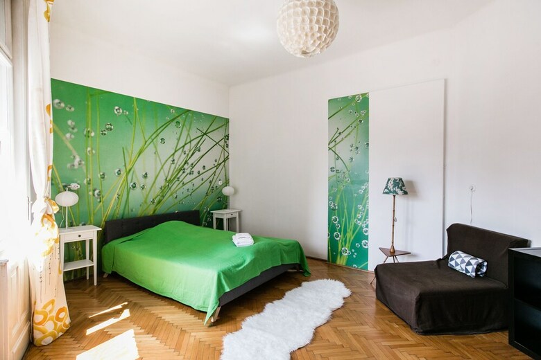 Revay 2 Apartment
