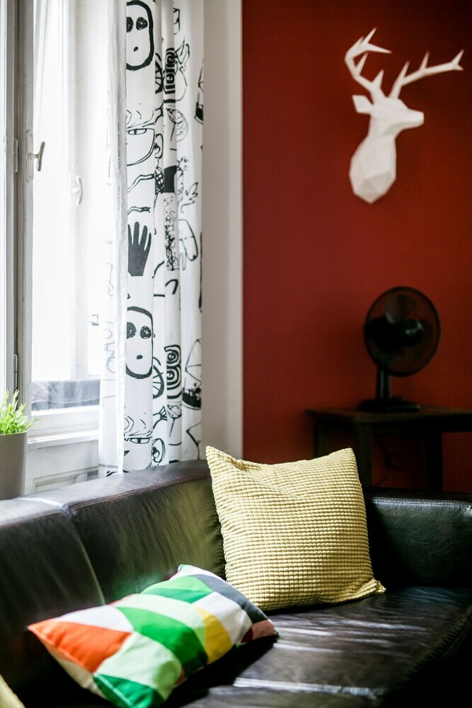 Revay 2 Apartment