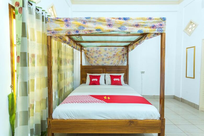 Hostal Oyo 1895 Lamancha Homestay