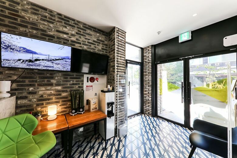 Hotel Urban Stay
