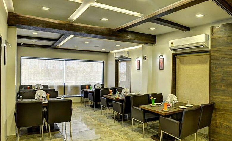 Hotel Aaram Orchard
