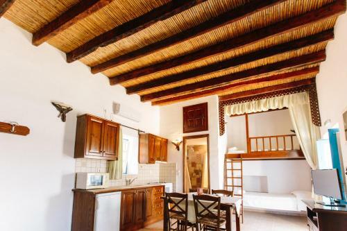 Apartamentos Akrotiri