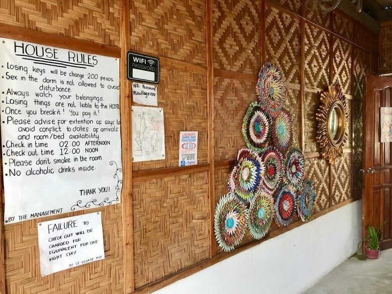 Hostal Le Village Hostel & Bar Moalboal - Adults Only
