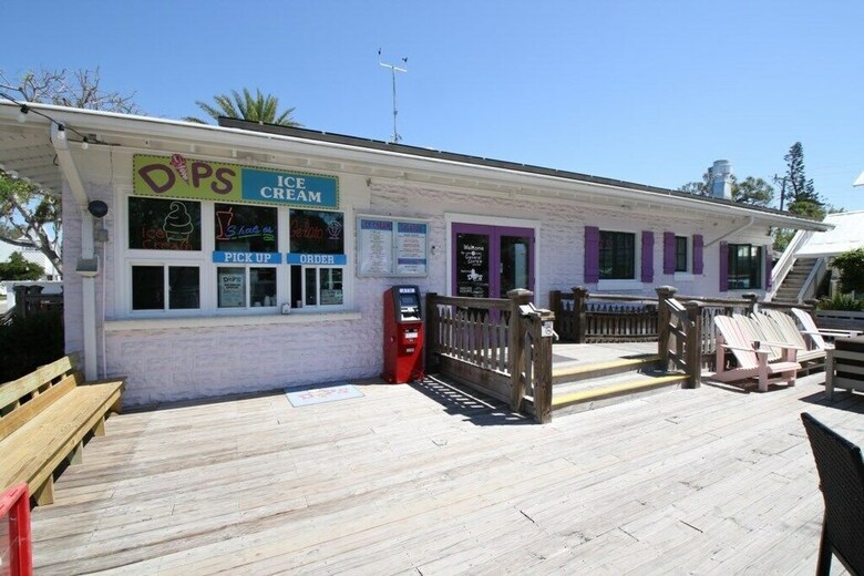 Bridge Port Beach Resort