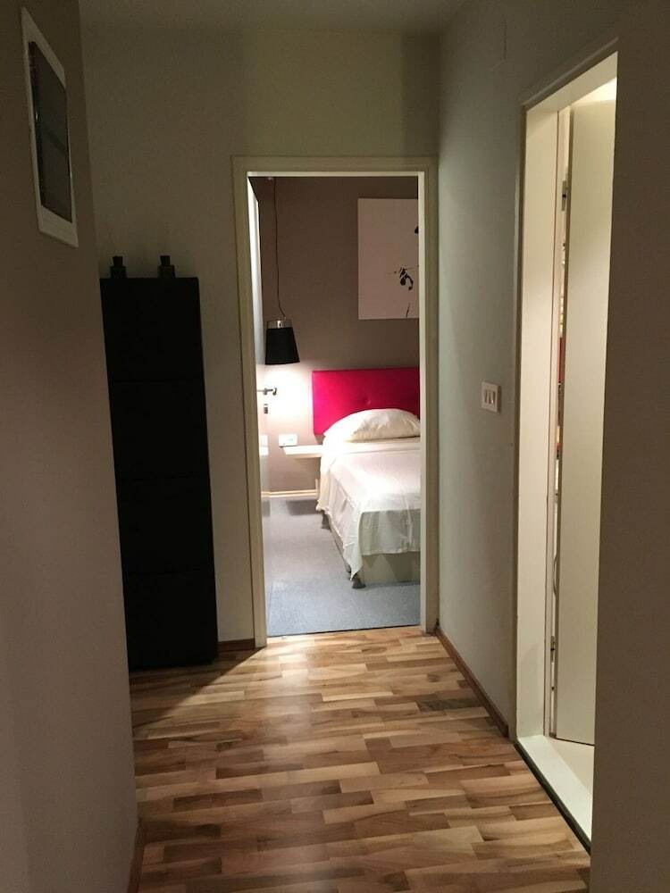 Gorgeous Biserka Apartment Near The Sea