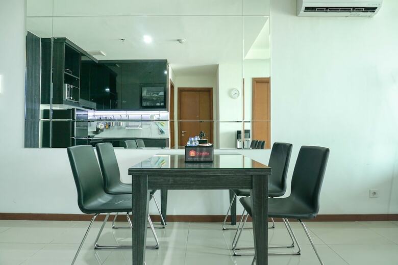 2br Seaview Condominium Green Bay Pluit Apartment