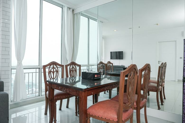 Big And Cozy 2br Apartment At Ancol Mansion