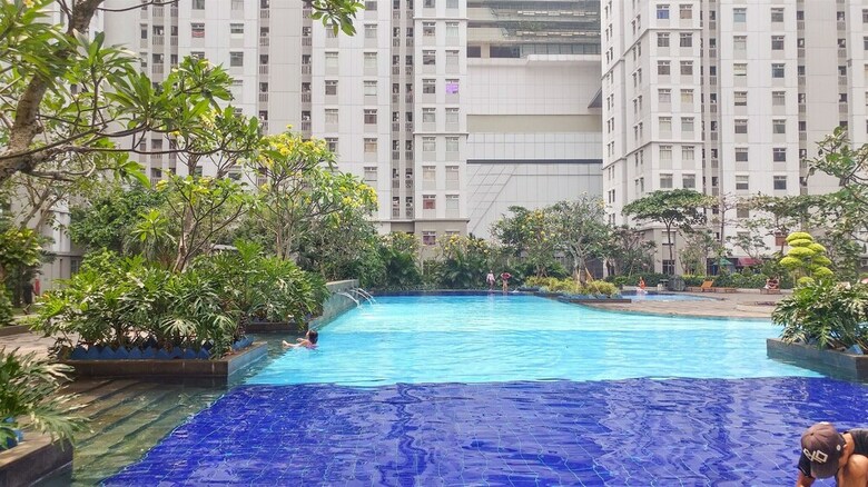 Cozy 2br Apartment At Green Bay Pluit