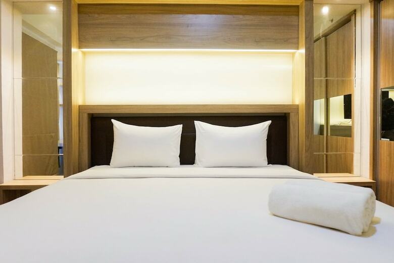 High Floor Studio Apartment At Orchard Tower Supermall Mansion