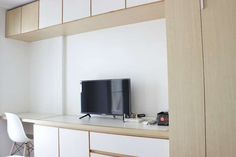 Relaxing Studio Apartment At Parahyangan Residence With Mountain View