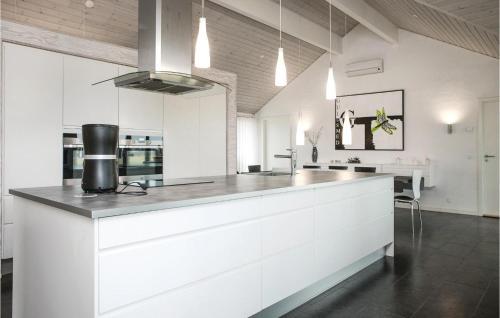Holiday Home Finhvalvej L�kken IV