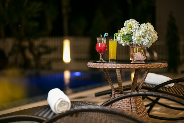 Hotel Tuan Chau Kingly Villa