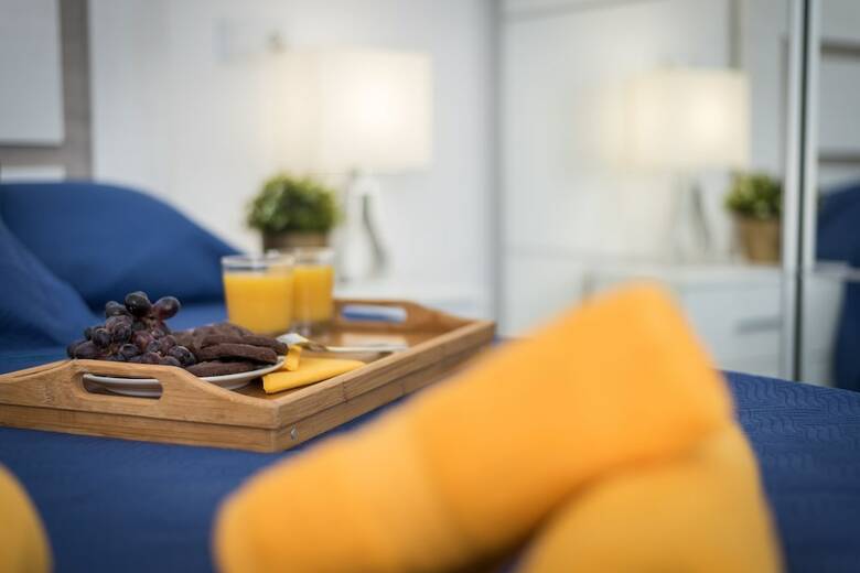 Y10d.best Yomely Apartment Las Americas