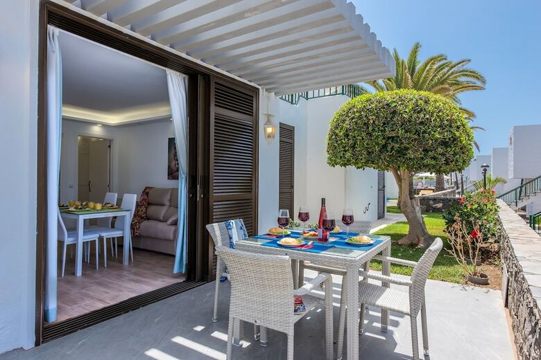 Apartamentos 263precious Bungalow With Terrace