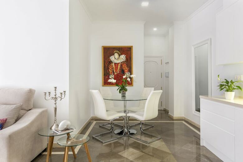 Cozy Apartment Between Gran Via & Elvira. Sagrado Coraz�n