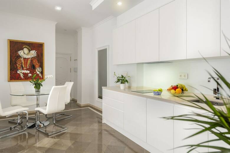Cozy Apartment Between Gran Via & Elvira. Sagrado Coraz�n