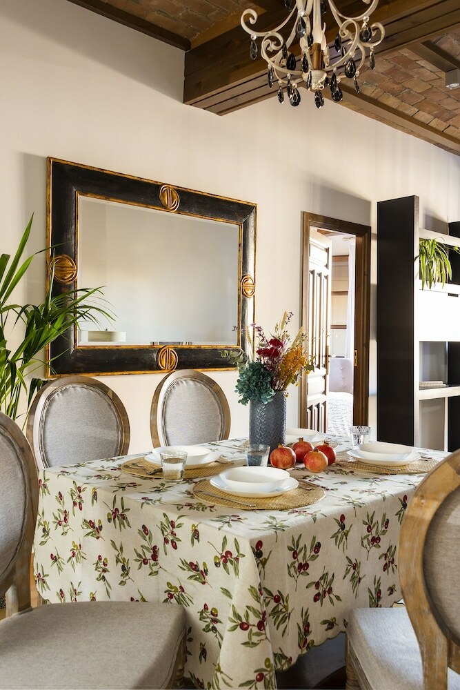 Stylish 2bds Apartment Amazingly Located. Bib Rambla