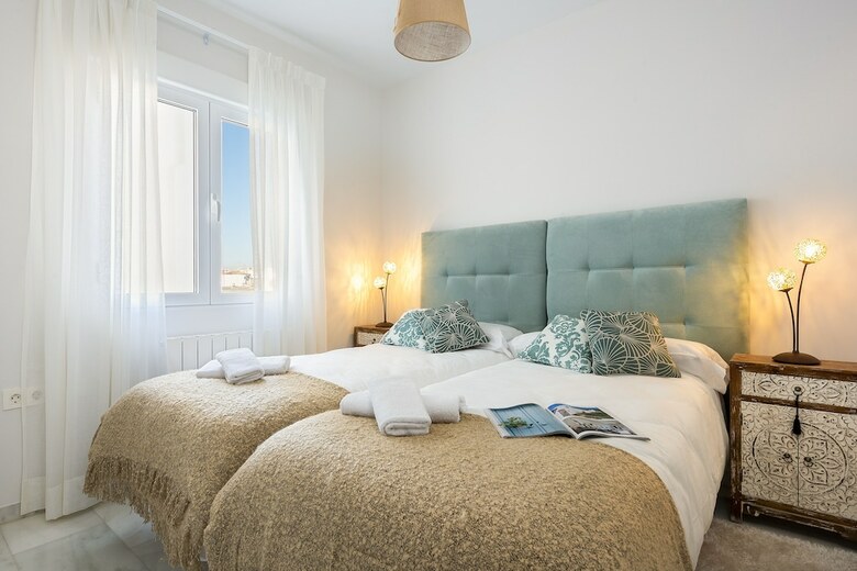 Beutiful & Spacious 3bd Apartm In Prime Location. Recogidas