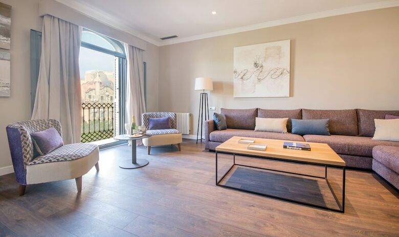 Apartamentos You Stylish Paseo de Gracia 3
