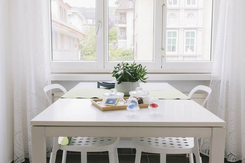 Bright Furnished Apartment With Pocket Wifi