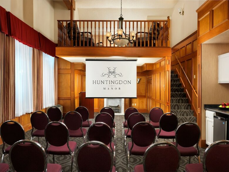 Huntingdon Manor Hotel