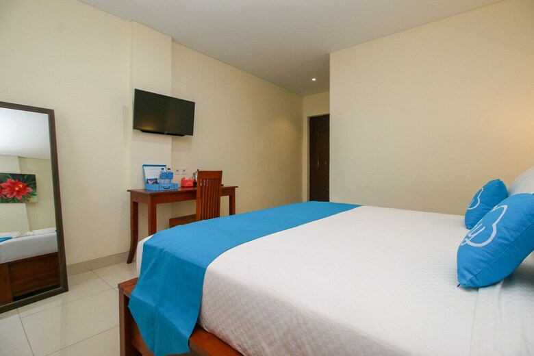 Hotel Airy Pantai Pede 8 Labuan Bajo