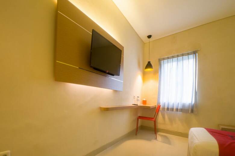 Reddoorz @ Budget Hotel Ambon