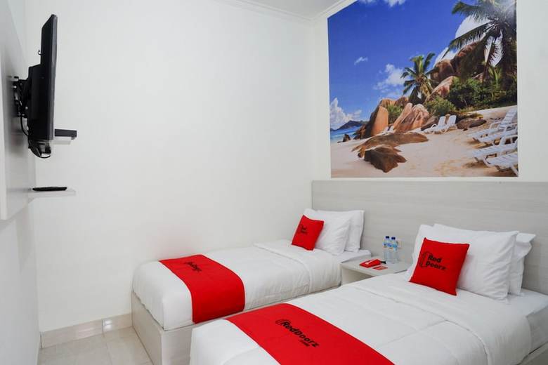 Hotel Reddoorz Near Mataram University