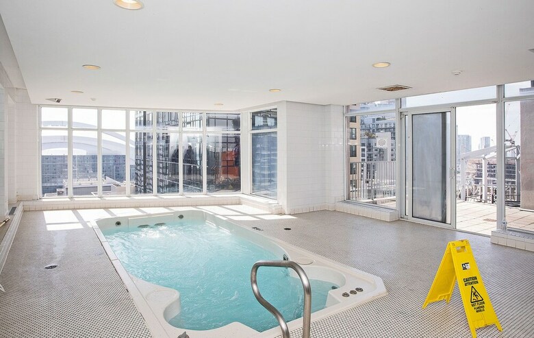 Galaxy Suites - Icon Toronto
