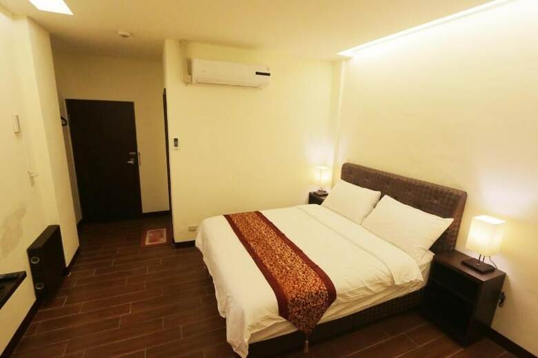 Hotel Flower Bed&breakfast Is Now Ikegami