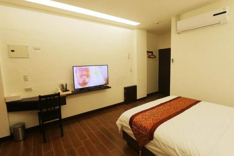 Hotel Flower Bed&breakfast Is Now Ikegami
