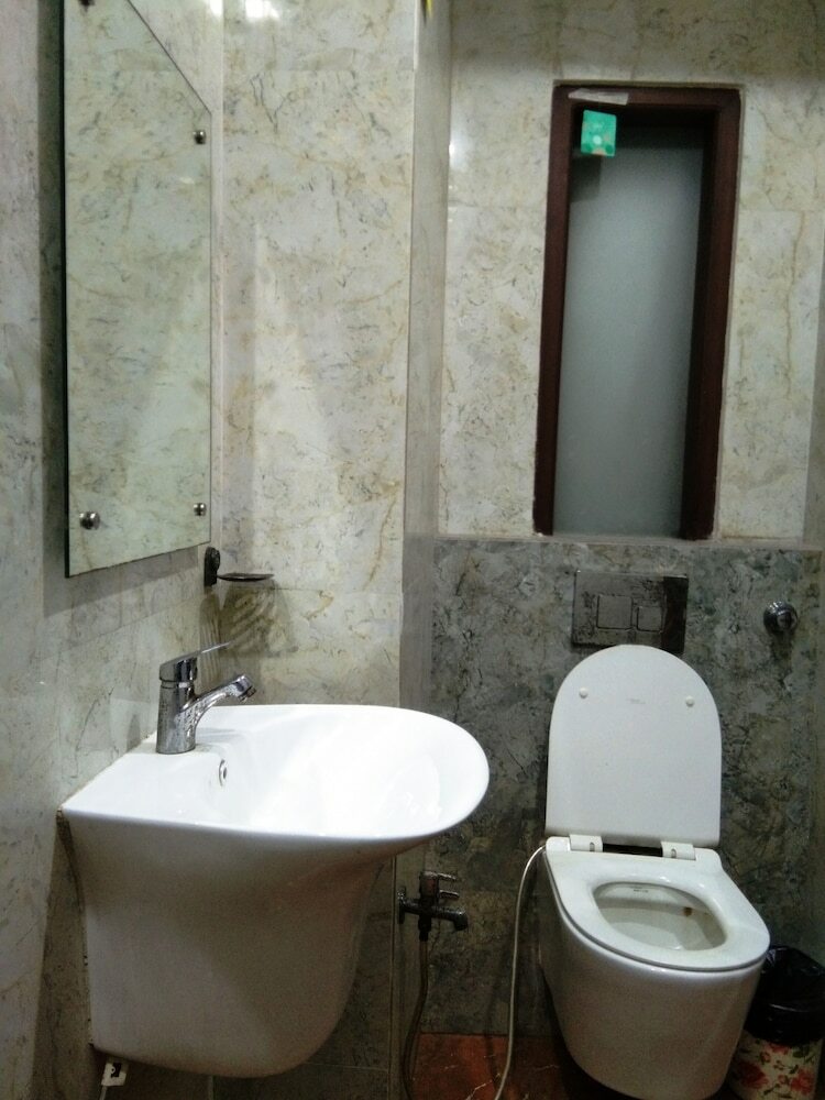 Hotel R P