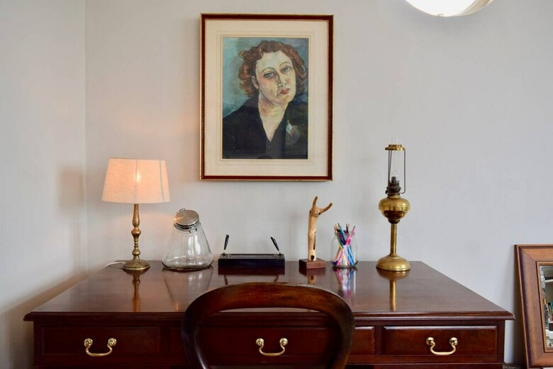 Characterful And Stylish 3 Bedroom Home In Green Point