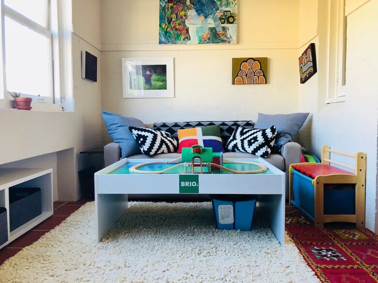 Spacious Apartment Close To Sailing Club And Beach