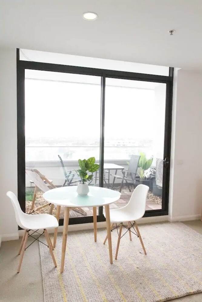 Modern 2 Bedroom Apartment In Melbourne's Northcote