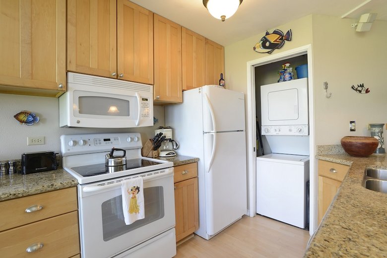 Maui Sunset B-115 By Vacation Rental Pros