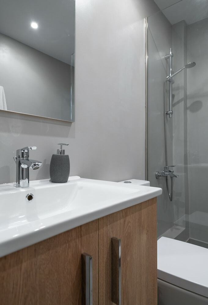 Absolute Athens Apartments