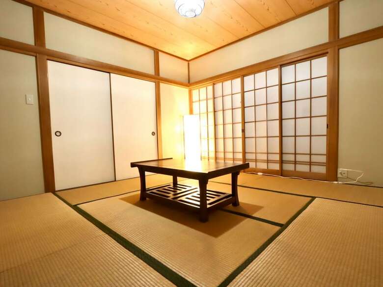 Agi . Lodge